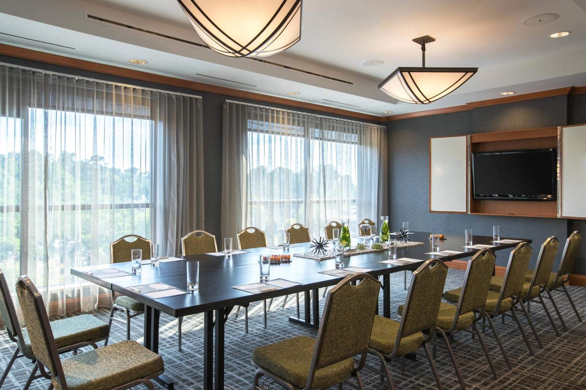 Renaissance Raleigh North Hills Hotel Buitenkant foto