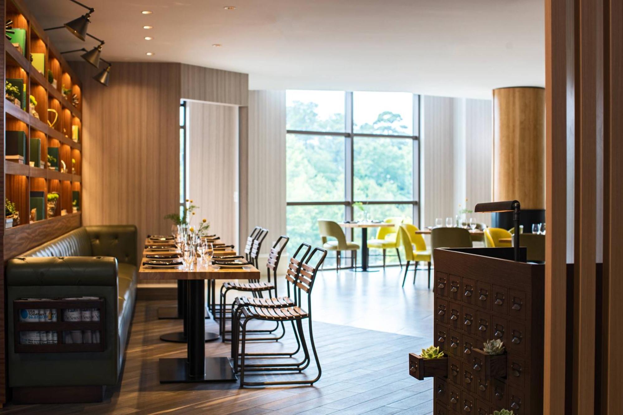Renaissance Raleigh North Hills Hotel Buitenkant foto