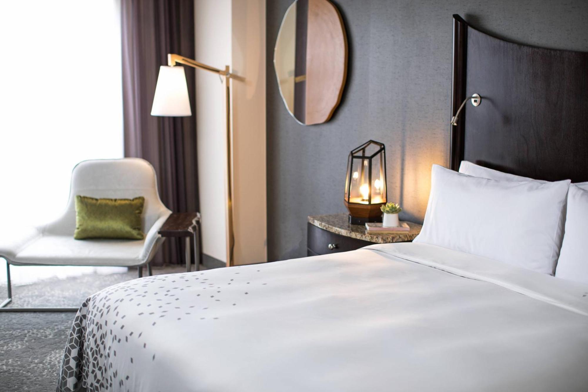 Renaissance Raleigh North Hills Hotel Buitenkant foto