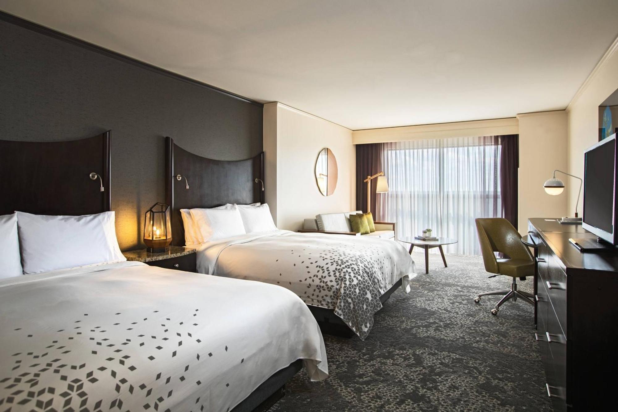 Renaissance Raleigh North Hills Hotel Buitenkant foto